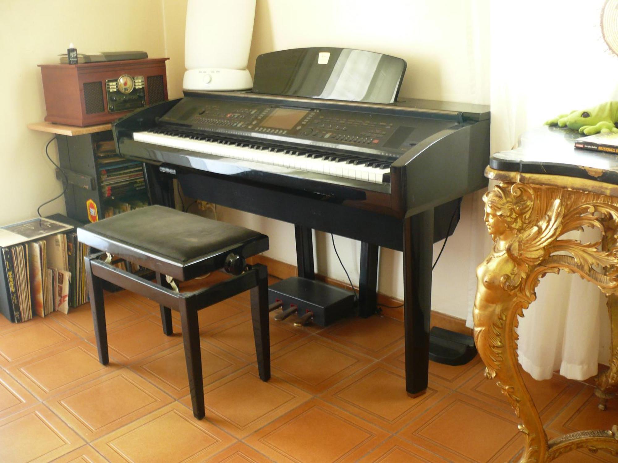 Chambre Privee Dans Villa Avec Piscine En Petite Camargue Lattes Luaran gambar