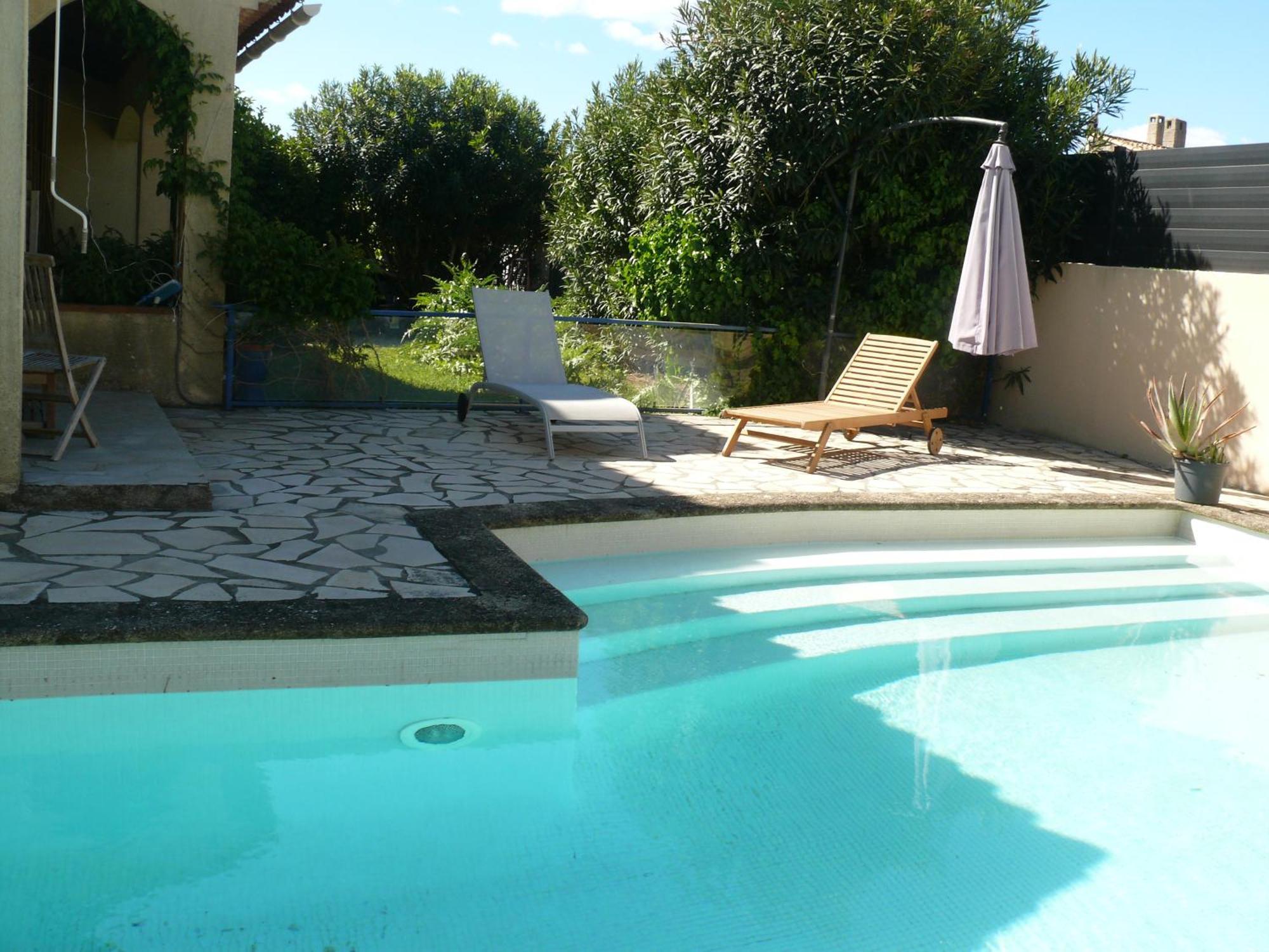 Chambre Privee Dans Villa Avec Piscine En Petite Camargue Lattes Luaran gambar